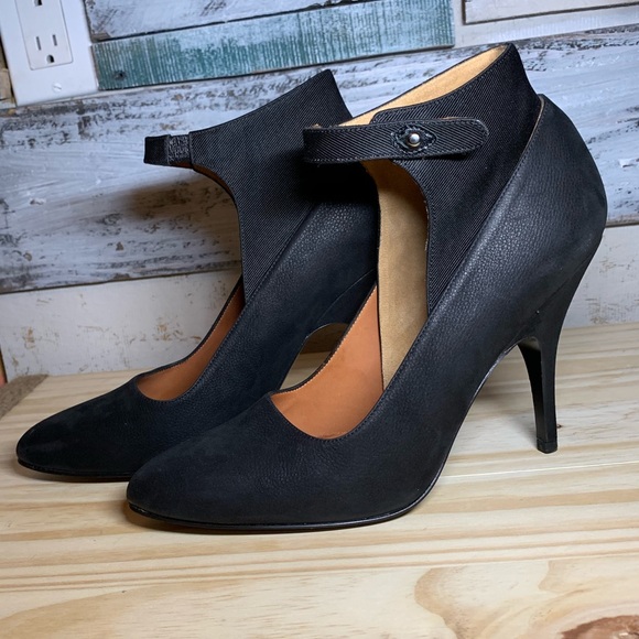 Lanvin Shoes - Lanvin Ankle Strap Pumps EUC